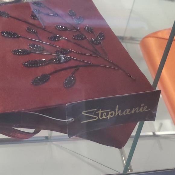 Small red purse with black rhinestone accents New with tags - Picture 12 of 12